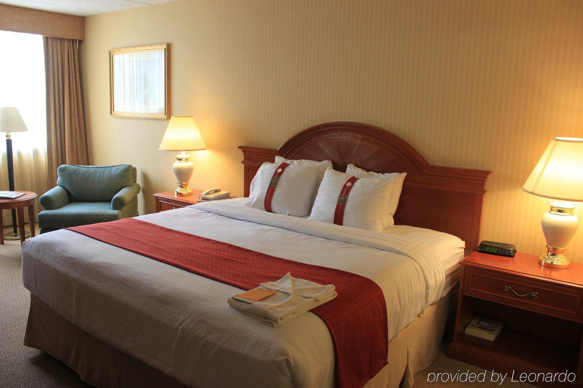 Holiday Inn Middletown Goshen Exterior foto