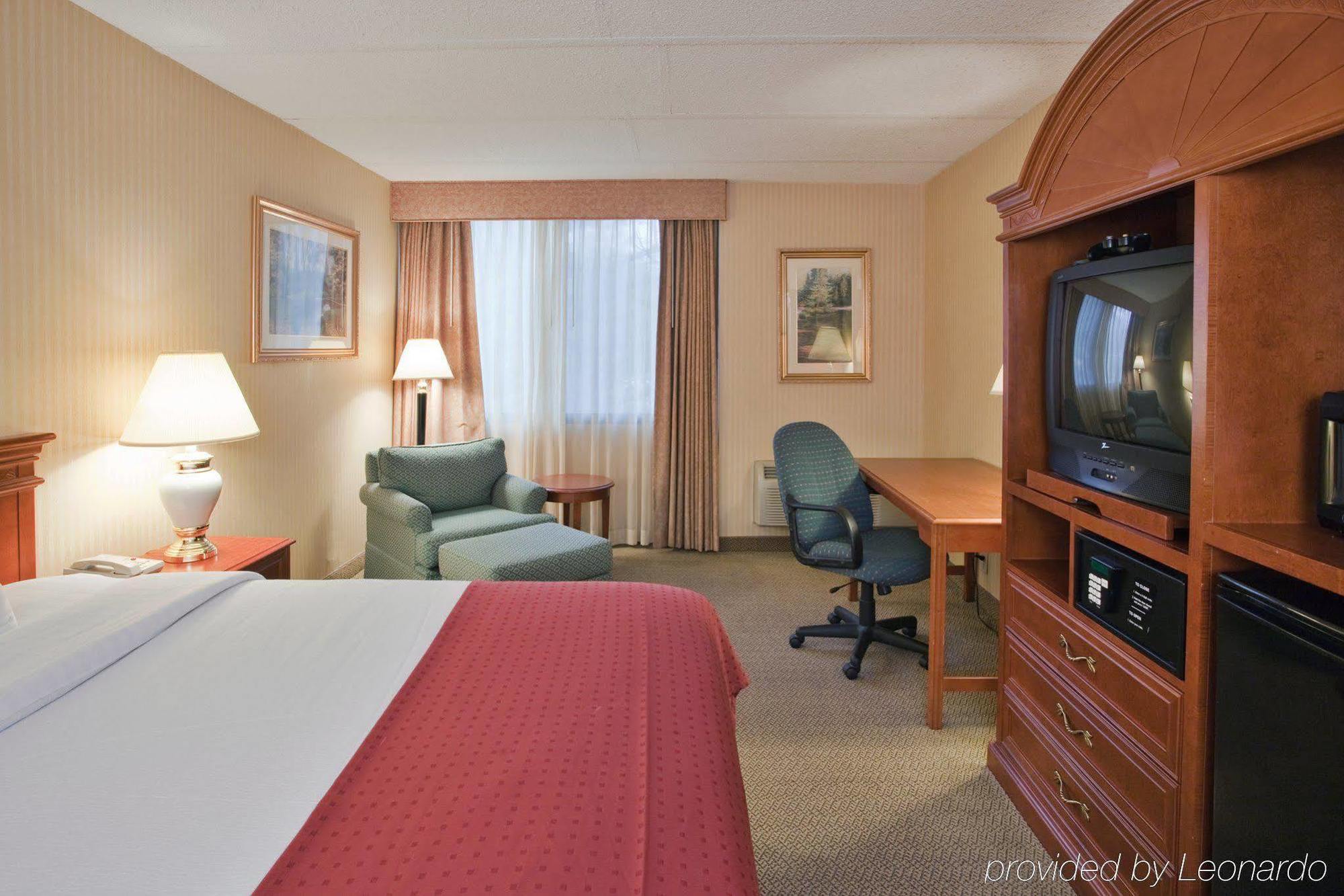 Holiday Inn Middletown Goshen Exterior foto