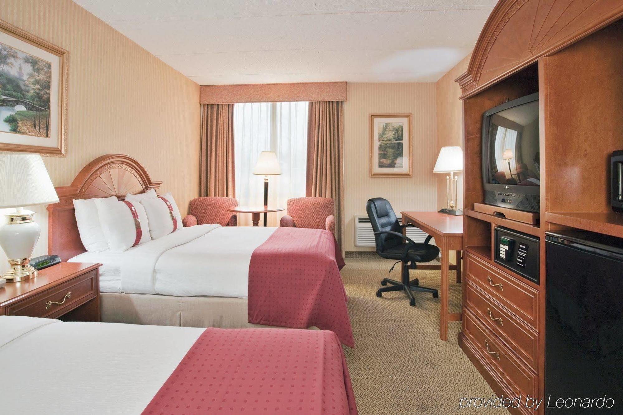 Holiday Inn Middletown Goshen Exterior foto